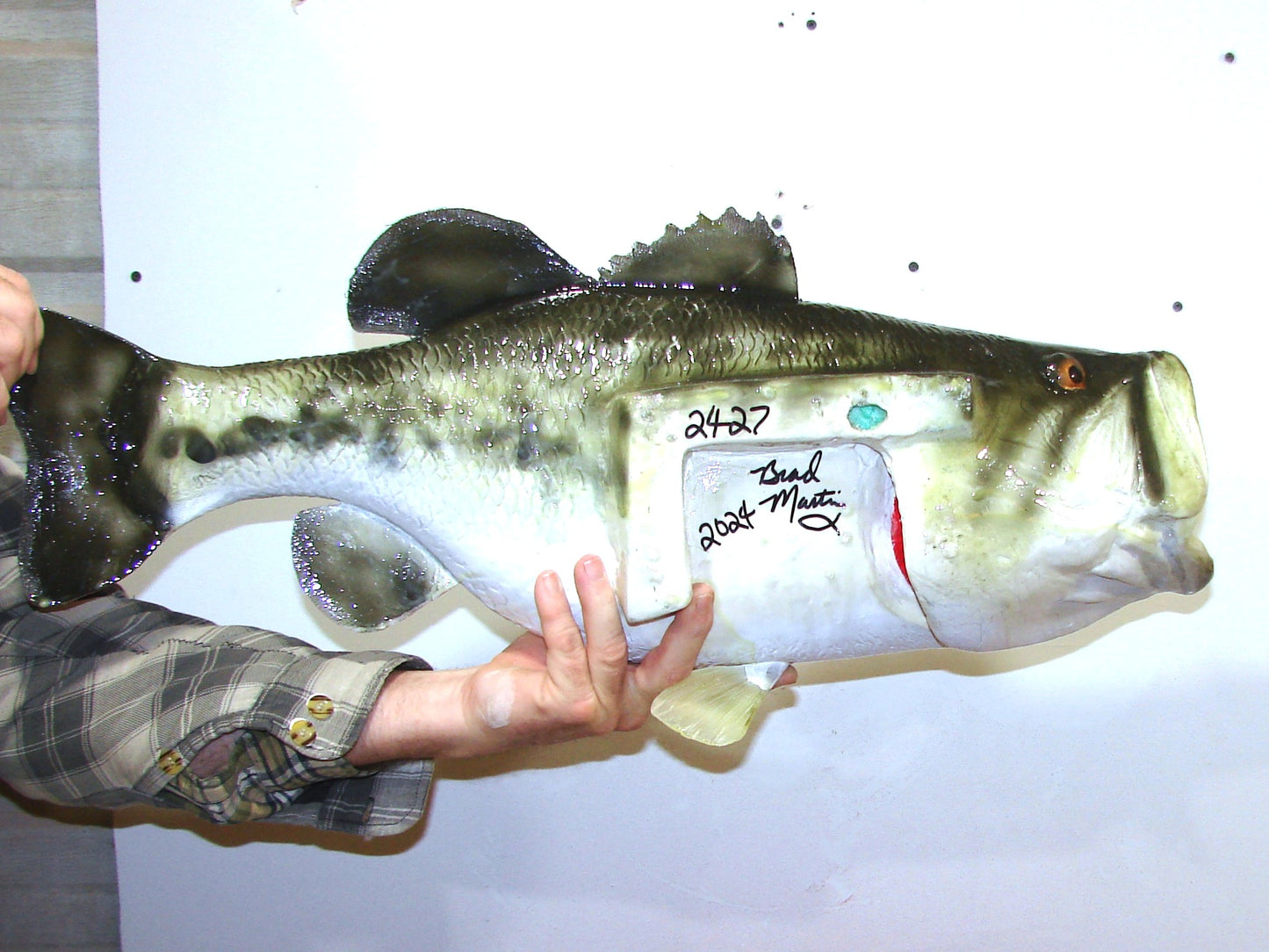 28" Largemouth Bass FREE SHIPPING